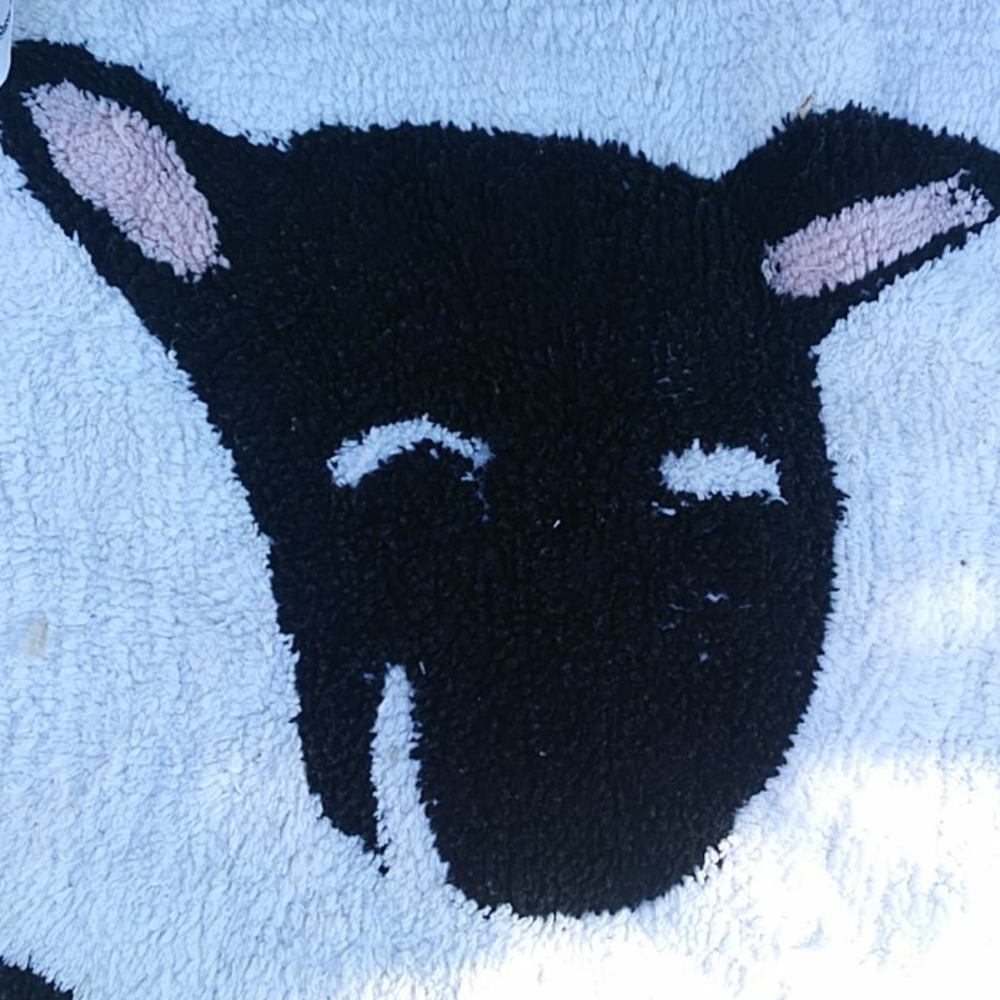 Sheep Reversible Rug - Picture 2 of 3